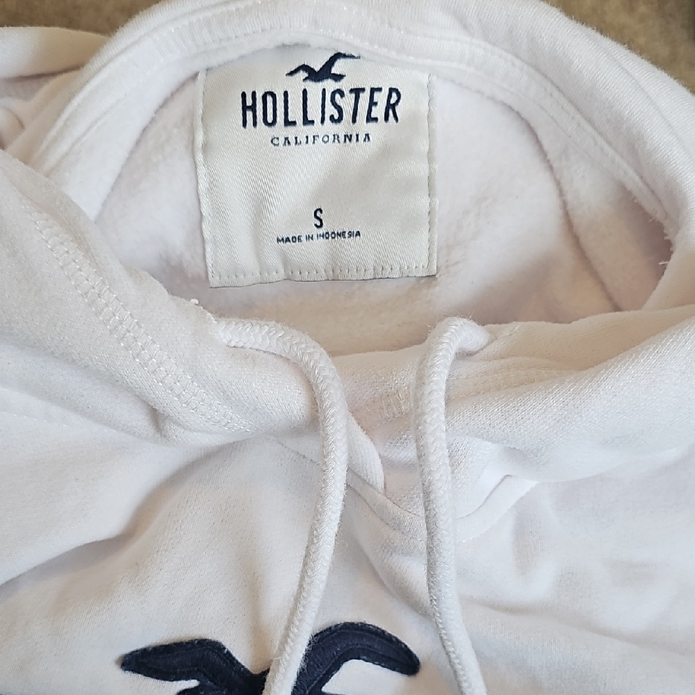 Hollister White Hoodie